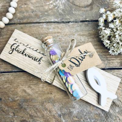 Geldgeschenk mit Konfetti zur Konfirmation. Herzlichen Glückwunsch. Kommunion. Taufe. Firmung.