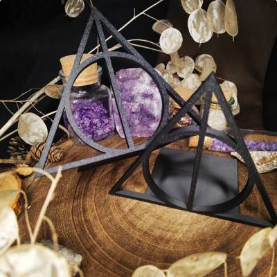 Heiligtümer Gothic Buchstützen Set – Magische Regal- & Altar-Deko – Perfektes Geschenk für Hexen