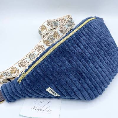 Crossbody-Bauchtasche - groß - aus Cord / Cordsamt – vielseitig tragbar,  größenverstellbar, handmade