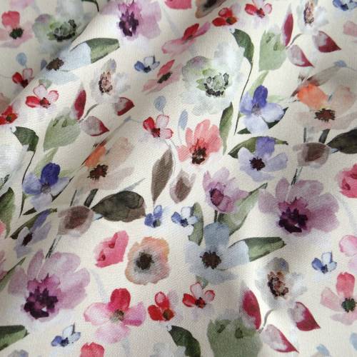 1,5 m Rest Baumwollstoff mit Blumenmuster in Creme, Lila, Rosa, Blau und Grün für sommerliche Kleider, Röcke, Tops