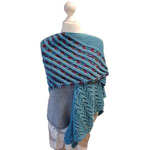 Asymmetrisches Dreieckstuch mit Lacekante stricken – Anleitung zum Download Bild 2