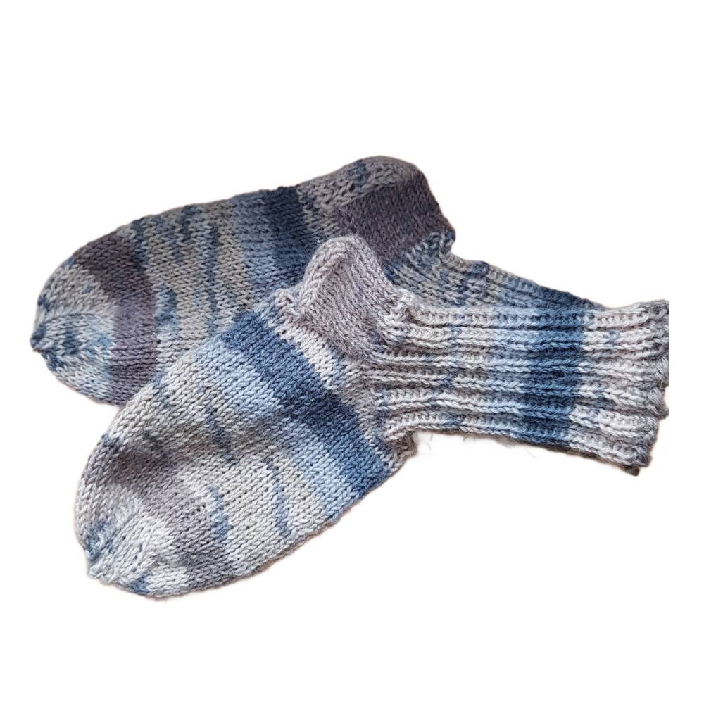 Handgestrickte Kindersöckchen Größe 21/22 – Warme Babysocken aus Wolle, Unisex & Strapazierfähig Bild 1