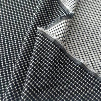 Doubleface Stretch Stoff mit Hahnentrittmuster in Schwarz und Weiß für bequeme Hosen, Röcke, Kleider, Blazer