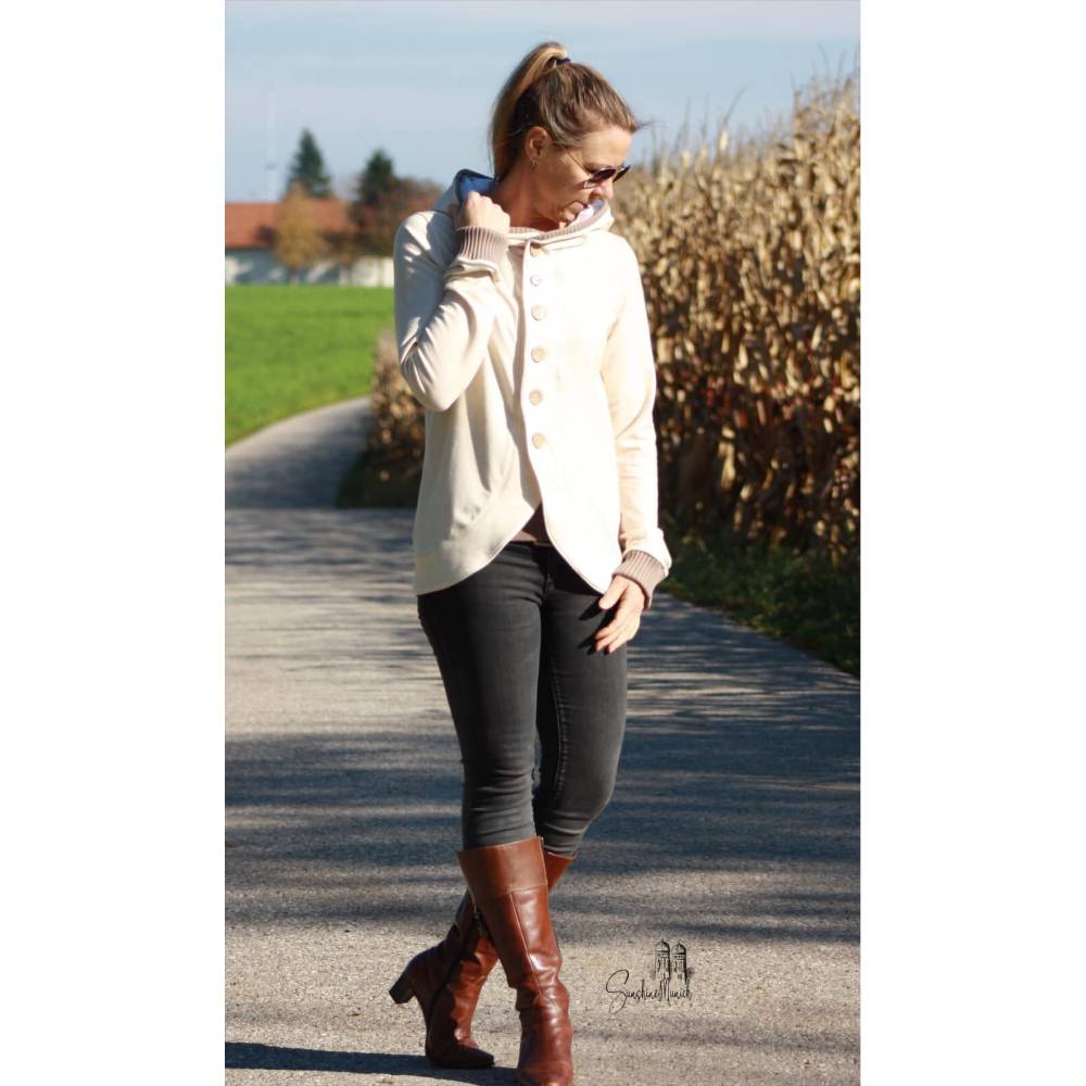 PDF-Schnittmuster Jacke Ruby (Gr. 32-50)Modische Jacke mit breiter, rund verlaufender Knopfleiste und praktischer Kapuze Bild 3