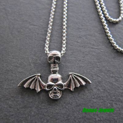 Herrenkette mit Skull Anhänger – Silberfarbene Totenkopf Männerkette, mittellang, Karabinerhaken