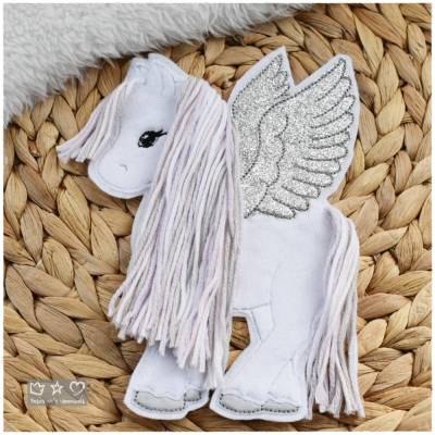 Applikation/Aufnäher/Bügelbild/Patches  'Pegasus weiß/silber'