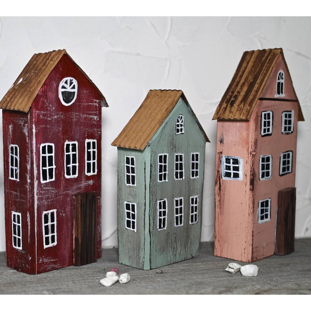 Handbemalte Holzhäuser im Shabby-Style – Bunte Holzhaus Deko Set, freie Farbwahl