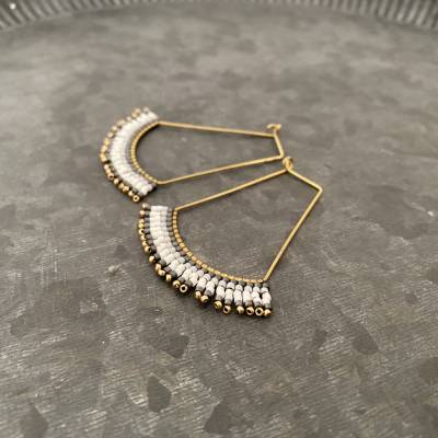 Ohrhänger Almost Summer Nô 7 – federleichter, handgefertigter Ohrschmuck aus japanischen Perlchen