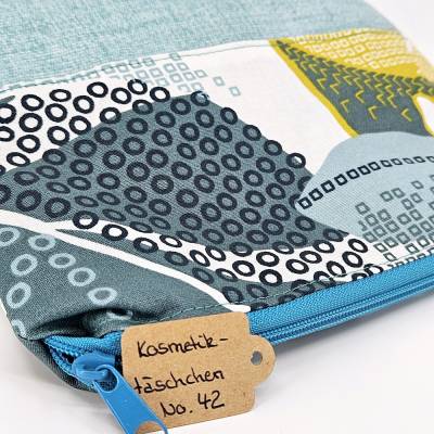 Kosmetiktäschchen No. 42