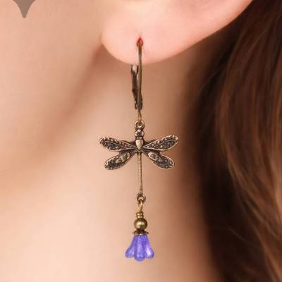 Ohrringe LIBELLENBLÜTE II Vintage Stil Libellenohrringe mit blauer Glasblüte (2466)