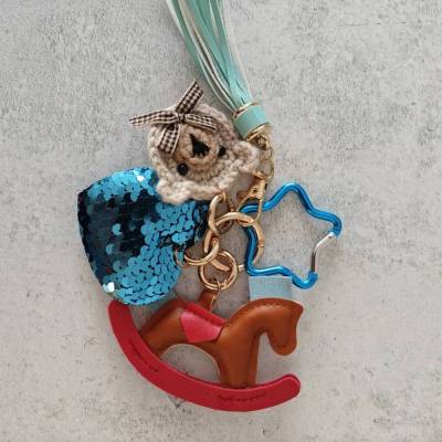 Taschenanhänger mit Schaukelpferd  und Big Charms  für deine Tasche oder als Schlüsselanhänger