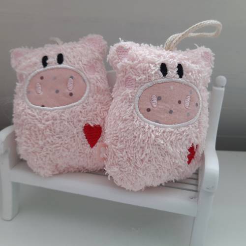 Kleines Schweinchen Glücksbringer Anhänger *Glücksschwein*