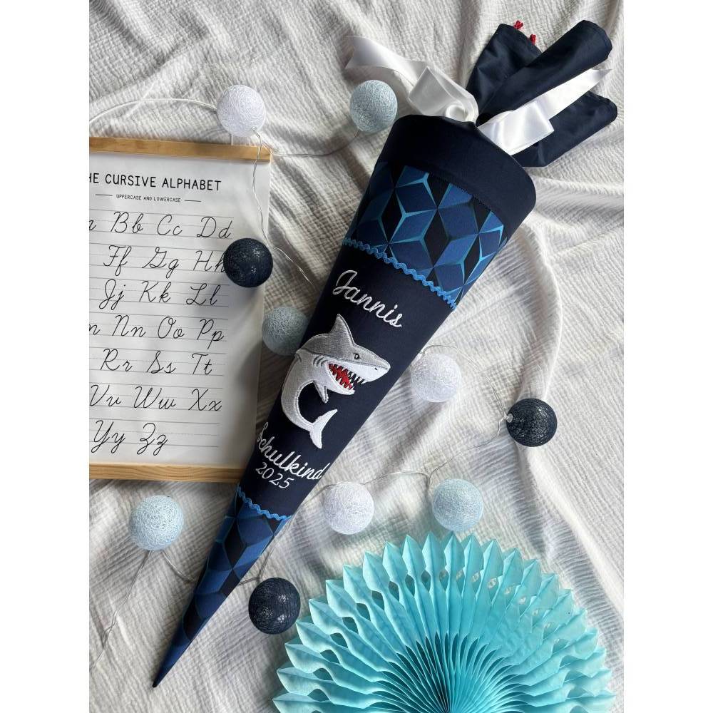 Schultüte Hai für Jungen, passend zum step by step Schulranzen Shark Dexter, 70 oder 85 cm Bild 1