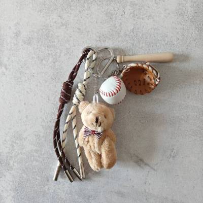 Süßer Taschenanhänger mit Bärchen und Big Charms  für deine Tasche oder als Schlüsselanhänger