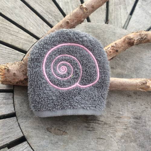 Schneckenhaus-Waschlappen Stickdatei  ITH 10x10  Schnecke Waschhandschuh Anleitung in deutscher Sprache