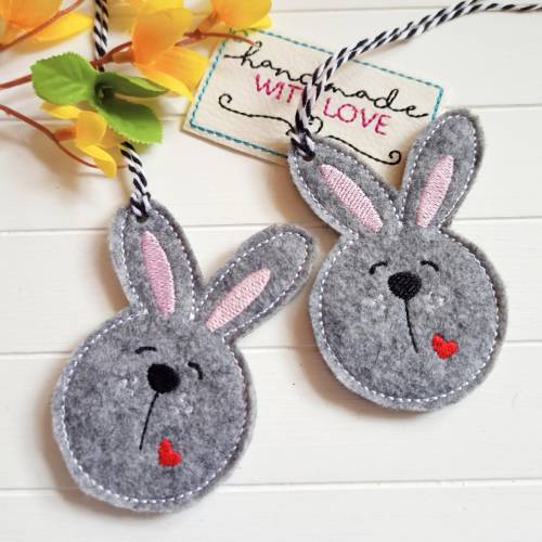 Filz Hasen Anhänger Osterdeko gestickt, Osterhase Ostern Geschenk, Frühlingsdeko Landhausstil
