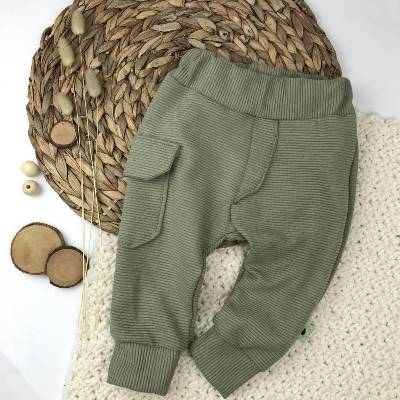 Babyhose, Baby Baggy, Größe 62, 74, Hose Olivgrün, Hose mit Tache