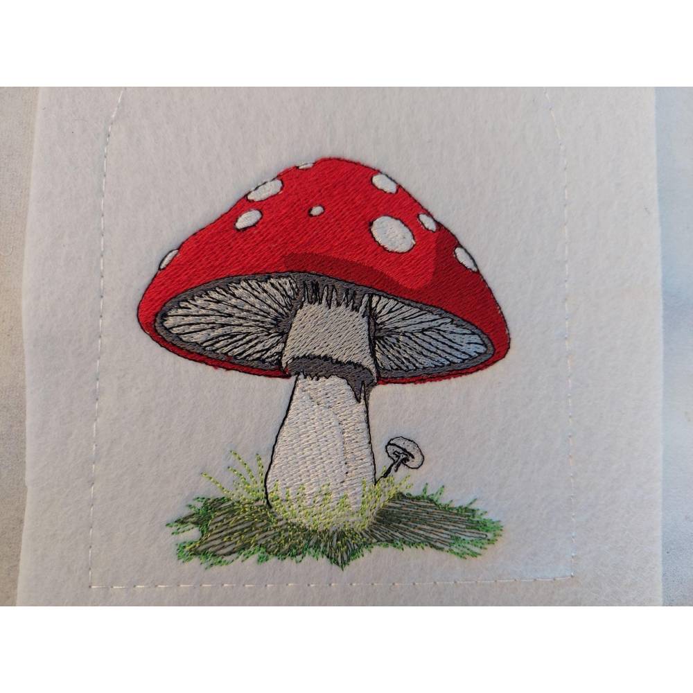 Stickdatei Fliegenpilz 18x18/20x20 Bild 1