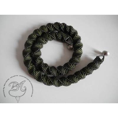 Collier Oliv  matt auffallend schön