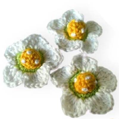 Häkelblümchen in 3 D Optik