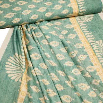 aus Italien:  Viskose Crepe, mint, Blätter und Bordüre, 150 cm breit, Meterware, Preis pro 0,5 lfdm