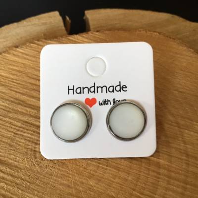 Polariscabochon-Ohrstecker in Edelstahl in zwei Größen