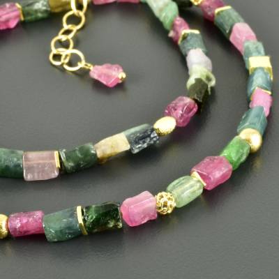 Turmalinkette in rosa und grün mit vergoldetem 925er Silber, roh, Collier Edelsteinkette Hochzeitsschmuck Halskette