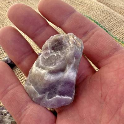 Traum Amethyst Stein, Dream Amethyst, Chevron Stein, Chakra Heilsteine, Heilsteine für Meditation, Reiki, Dekosteine