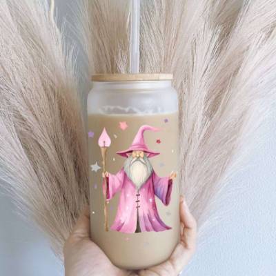 Trinkglas mit Deckel personalisiertes Eiskaffeeglas Zauberer Glasbecher Glas Geschenk
