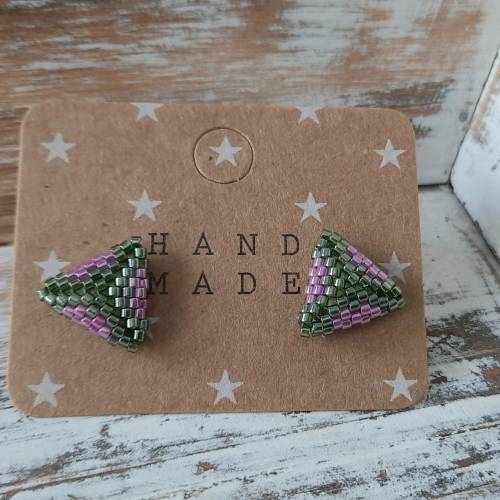 Kleine Dreiecke Ohrstecker Grün trifft rosa