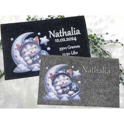 Windeltasche mit Namen personalisiert Filz Wickeltasche Katze auf Mond Babygeschenk