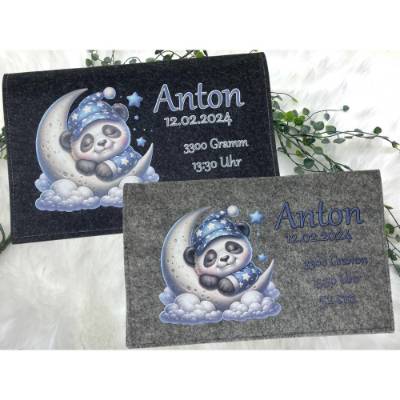 Windeltasche mit Namen personalisiert Filz Wickeltasche Panda auf Mond Babygeschenk
