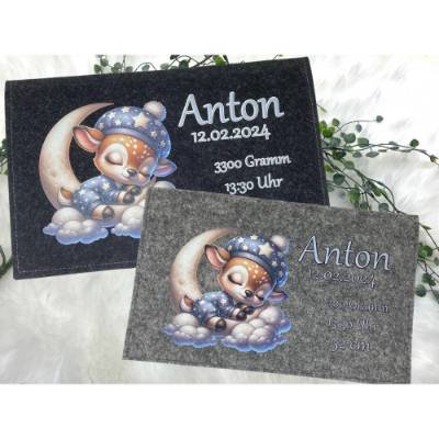 Windeltasche mit Namen personalisiert Filz Wickeltasche Rehkitz auf Mond Babygeschenk