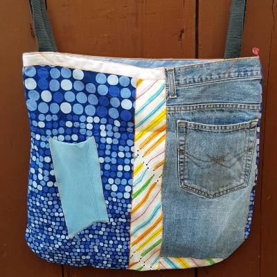 Jeanstasche Unikat – Shopper, Schultertasche & Badetasche – Upcycling Designertasche handgemacht