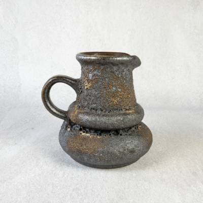 Raue Fat Lava Glasur von Jopeko, sehr raue Fat Lava Glasur Paris, kleine Henkelvase, 16 cm hoch, 