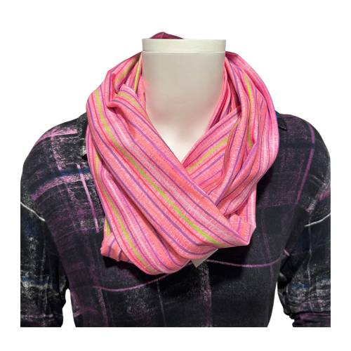 Loopschal aus Jersey in pink mit bunten Streifen *Mamasign