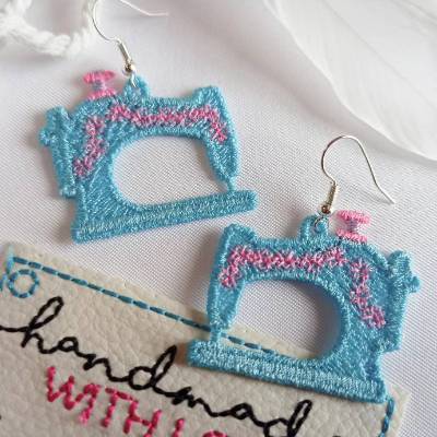 Nähmaschine Ohrringe Spitze gestickt, leicht, blau rosa, Lace Geschenk Näherin