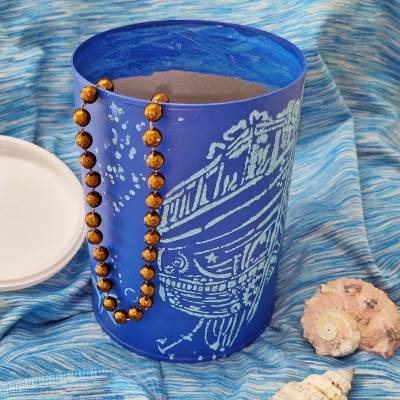 SALE -30% (Code: NEUEABENTEUER) | Upcycling-Dose „Unter Wasser“ – Handbemalt, mit Deckel, maritimes Design