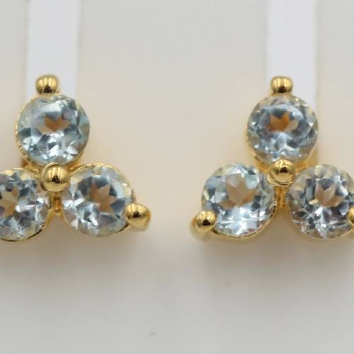 Süße 0,8 Carat Blautopas Ohrstecker 925 Silber hochwertig Vergoldet Topas sky