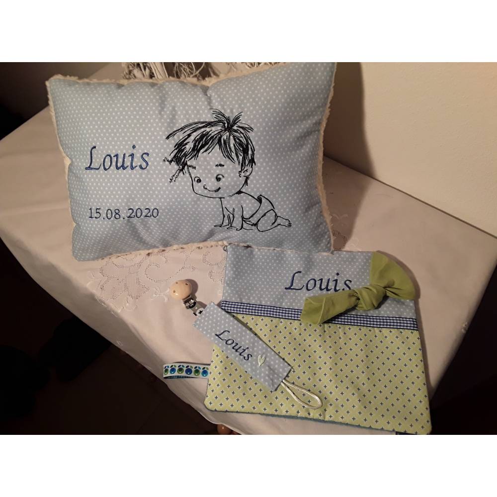 Baby Stickdatei – Krabbelndes Baby für verspielte Stickprojekte Bild 3