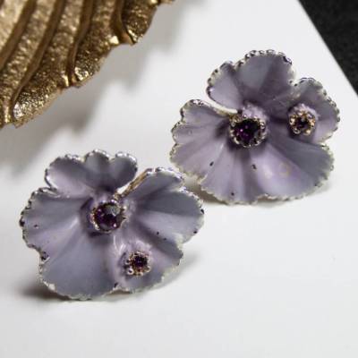 Vintage Ohrschrauben Stiefmütterchen Ohrringe lila pink – 50er 60er Blumen Ohrschmuck mit Glassteinen