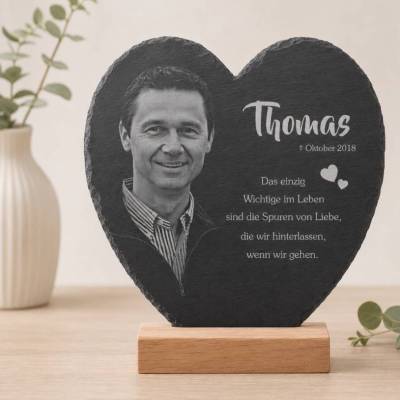 20 x 23 cm Schieferherz mit Gravur – personalisierter Gedenkstein mit Foto & Wunschtext als wetterfester Grabschmuck