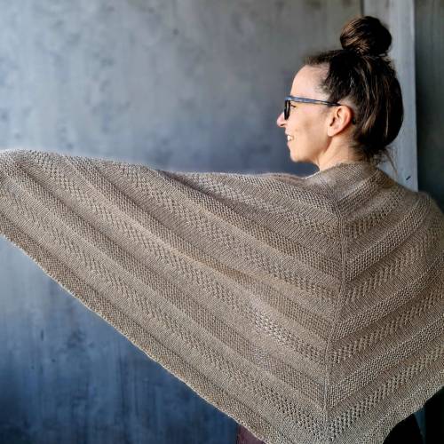 Strick-Anleitung Tuch LANINA (DE)