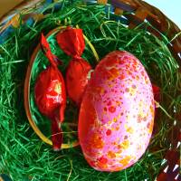 Geschenkschachtel Osterei zum Befüllen, rosa orange gesprenkeltes Marmorpapier