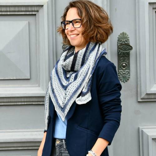 Strick-Anleitung Tuch LORIANNE (DE)