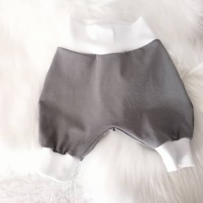 Handgefertigte Babyhose Gr 46/48 aus Jersey – Frühchen & Reborn Baby Mitwachshose