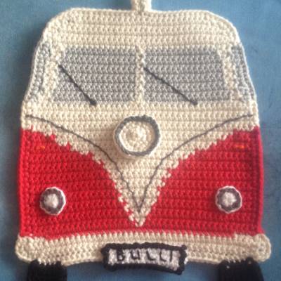 DIY-Häkelanleitung: Topflappen "Bulli T1" – Kultauto für deine Küche häkeln