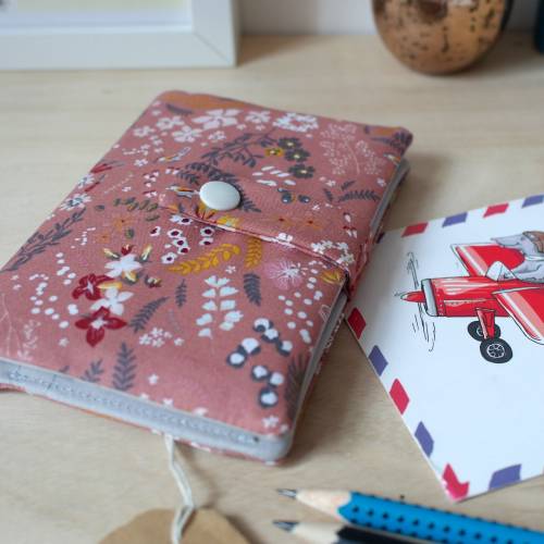 Reisepasshülle GARTEN II Passhülle Impfausweishülle Reiseorganizer klein handlich Reisepass Kartenfach Baumwolle Stoff R