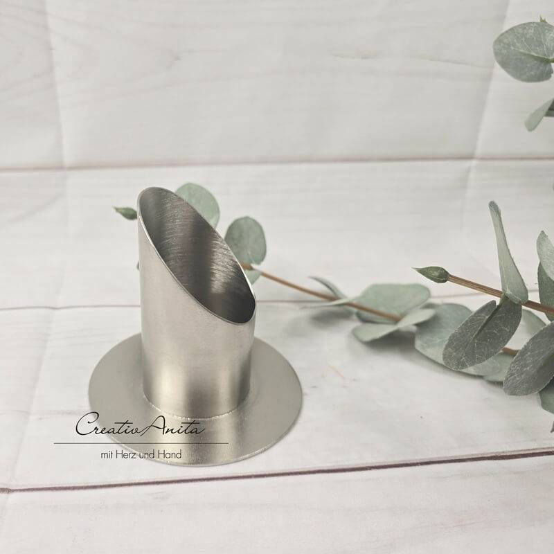 Kerzenständer aus Metall in silber, 4 cm