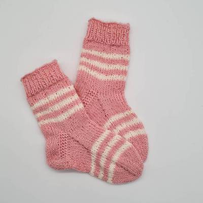 Gestrickte  Kinder Baby Söckchen, Gr. 20/21 in rosa weiß, warme Wollsocken handgestrickt